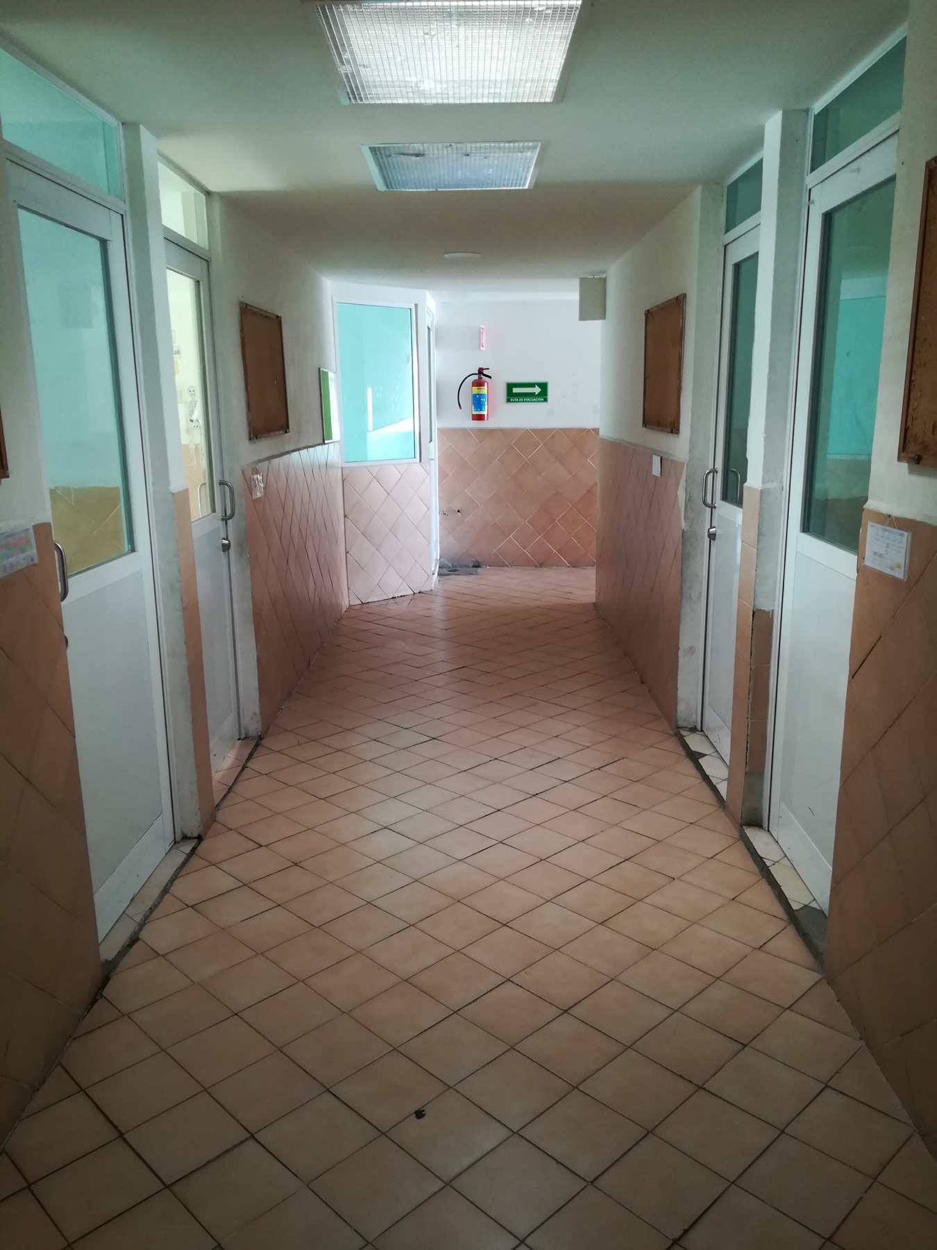 Pasillo de las instalaciones